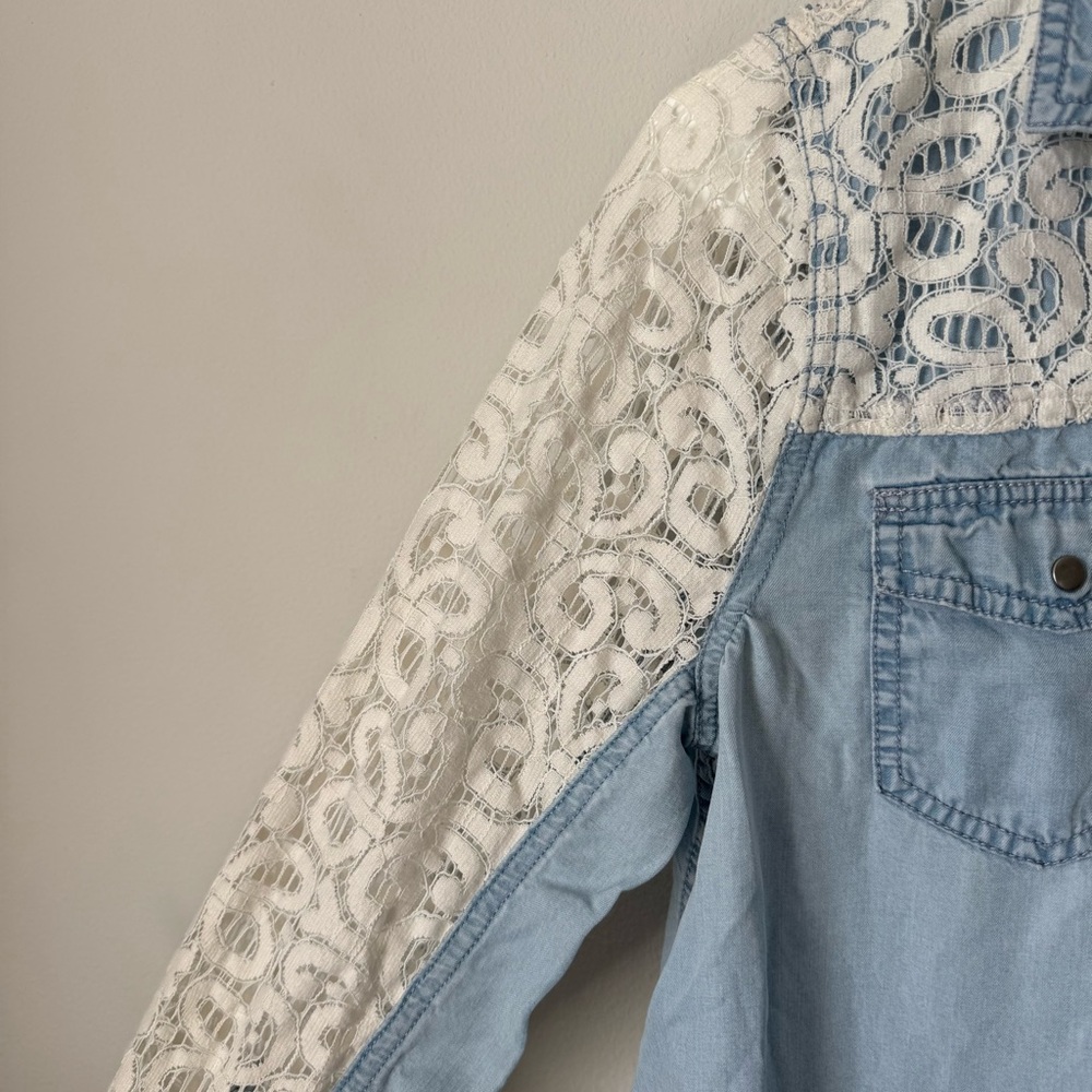 Anthropologie Postmark 9-H15 STCL Denim Lace Button Down Size 2 Cottagecore - Picture 7 of 16